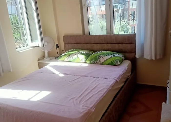 ホテル Villa クシャダス